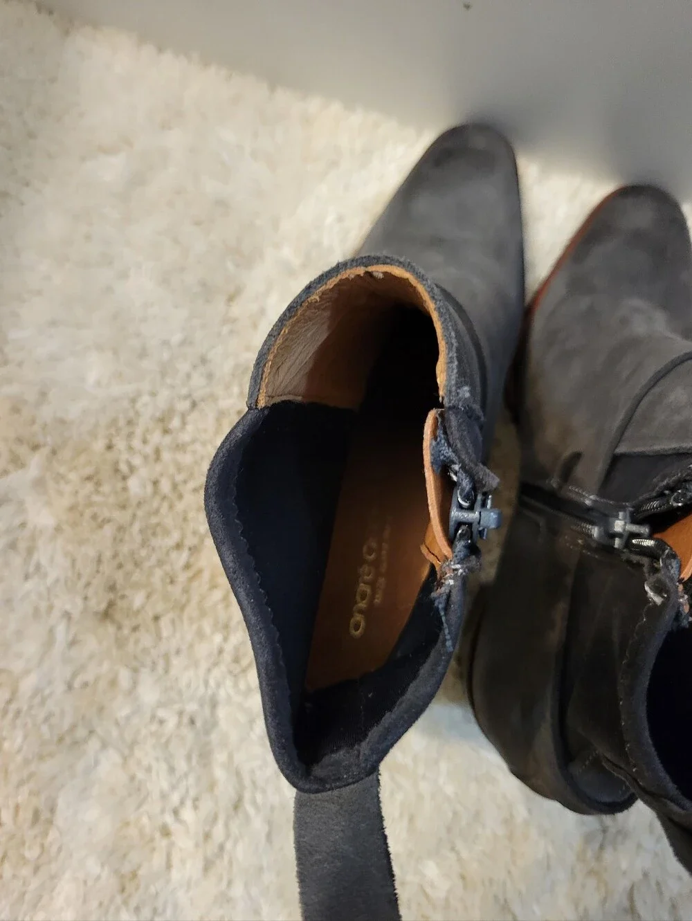 Andre Assous Royal Suede Boot In Charcol Size 8